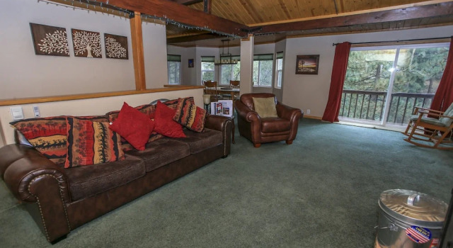 Treetop Retreat, Забронировать Отель Фаунскин San Bernardino Mountains