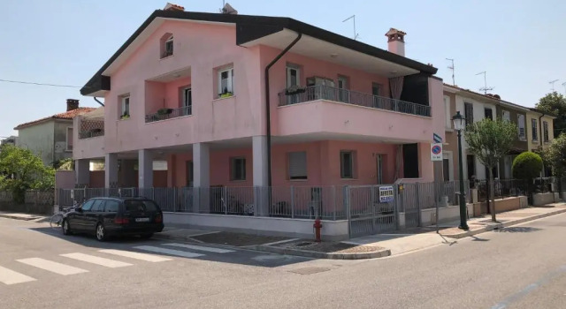 Casa Pola