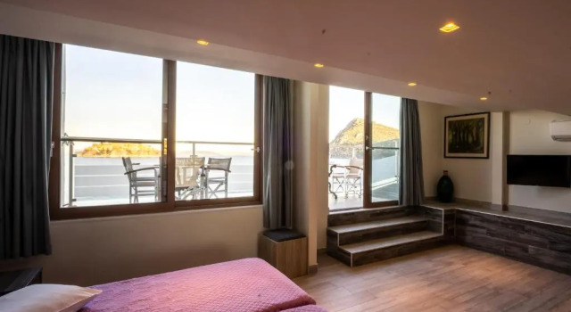 Люкс Mari Hotel & Maisonettes