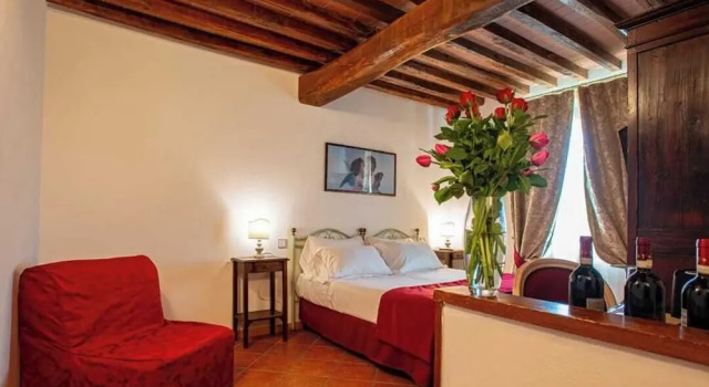 Трёхместный номер Superior с красивым видом из окна Torciano Hotel Wine & Winery, Tuscany