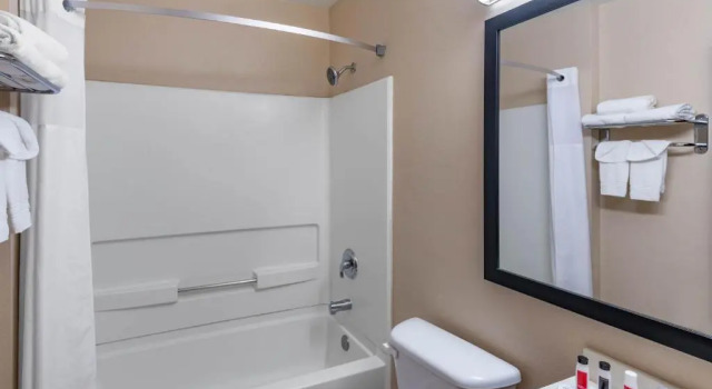 Люкс Baymont by Wyndham Farmington