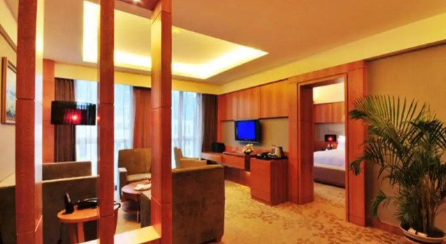 Люкс Executive WuDang Argyle Grand International Hotel