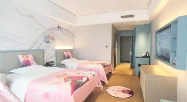 Семейный тент Oriental International Hotel (Leping City Donghu Park Branch)
