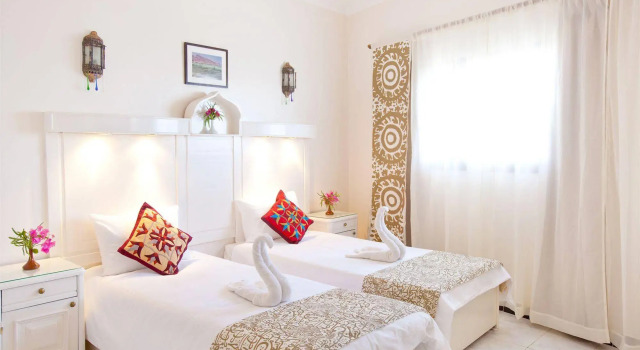 Coral Coast Hotel