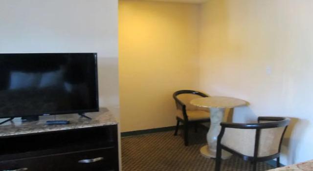 Номер Standard Deluxe Inn