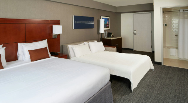 Courtyard by Marriott Los Angeles LAX/Century Boulevard