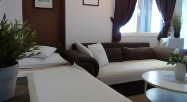 Apartment Silvija, Забронировать Апартаменты/квартира Макарска Biokovo Nature Park, рядом с Маяк Св. Петра