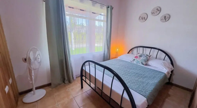 Cozy & Beautiful Casa Aire, Near Lake Park & Town, Rezerwuj Dom wakacyjny Arenal Guanacaste