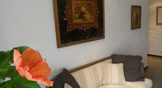 La Petite Auberge de Lussan, Book Hotel Hoteller i Lussan med parkering, Parkering