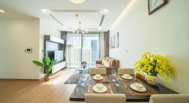 Апартаменты с 3 комнатами BOM HOMES- VINHOMES METROPOLIS-Service Apartment