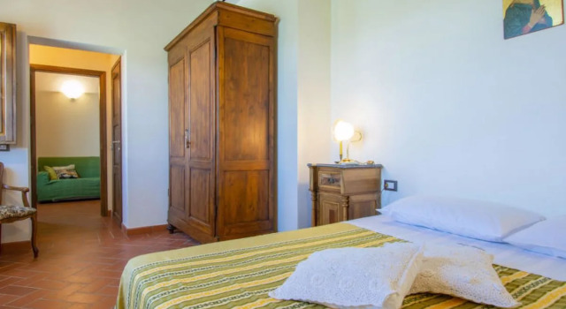 Borgo Fontana 29764, Book Hotel Cerreto Guidi 