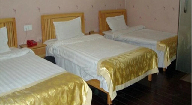 Qufu Lake Manor, Prenota Hotel Qufu Shandong