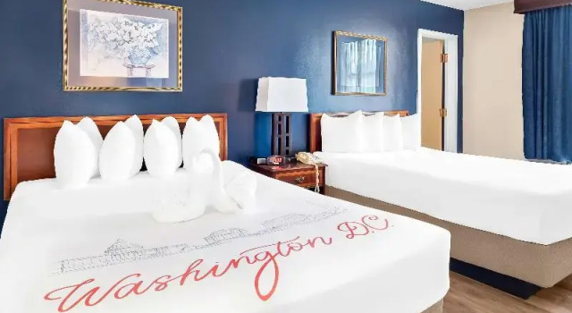 Четырёхместный люкс Best Western Potomac Mills