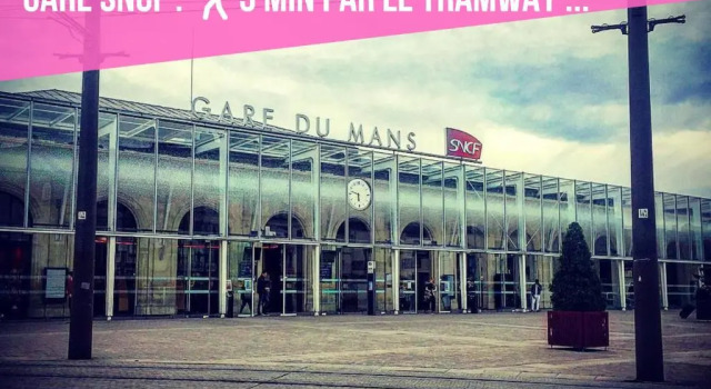 Tramway 12 JAURES Cosy proche gare, Забронировать Апартаменты/квартира Отели Ле-Ман с парковкой, рядом с Musee Vert, Парковка