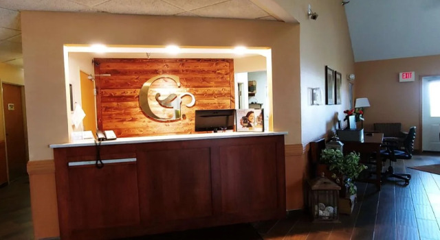 GrandStay Hotel & Suites, Varaa Hotelli Hotellit Minnesota pysäköinnillä, Pysäköinti