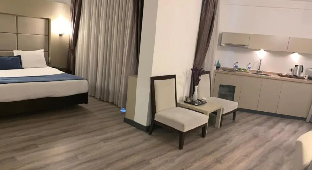 Полулюкс MY Hotel
