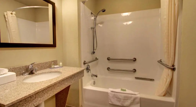 Семейный номер Standard Cobblestone Inn & Suites - Rugby