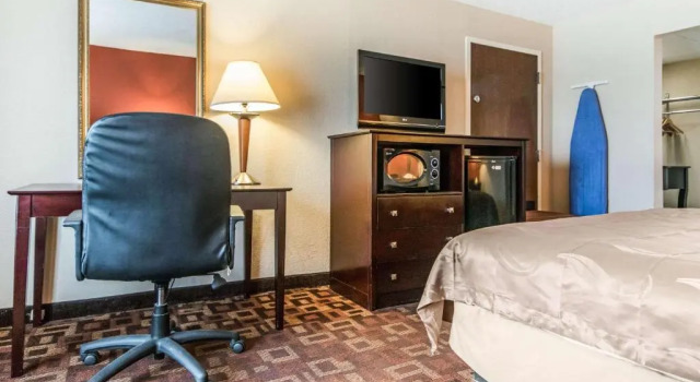 Номер Standard Quality Inn & Suites Lawrenceburg