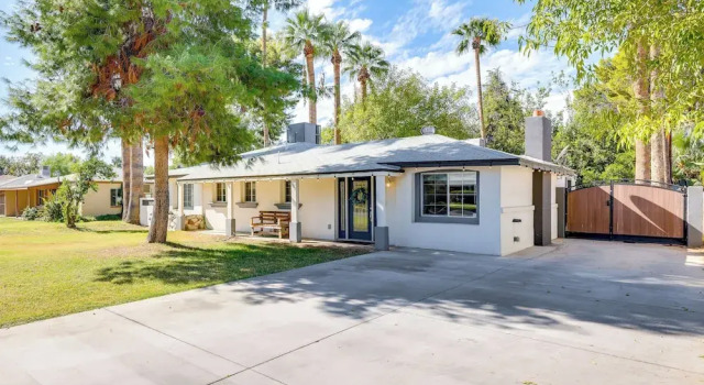 Коттедж 8 Mi to Dtwn: Pet-friendly Phoenix Home!