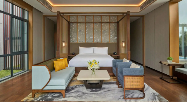 Четырёхместный люкс Presidential Hilton Shanghai Fengxian