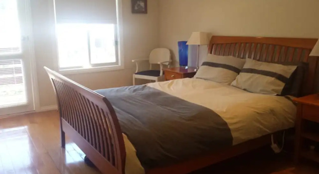Georgia, Book Hotel Bright 
