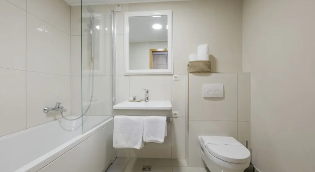 Четырёхместный семейный номер Standard Hotel Zovko Zagreb