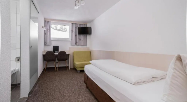 Номер Standard Pension Sonnenheim