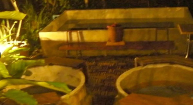 Hut Thapai Resort & Hot Spring