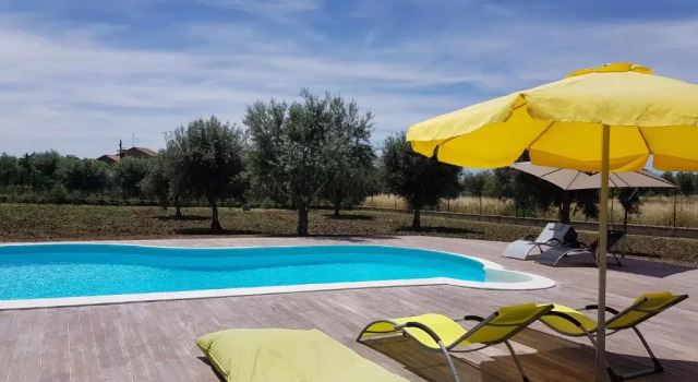 Коттедж Oliveira Country House
