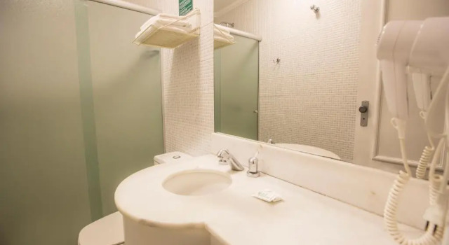 Трёхместный номер Standard Hotel Ipanema de Sorocaba