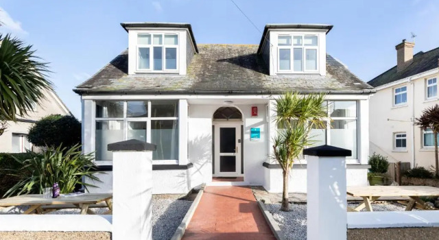 The Oasis Guesthouse, Varaa Huoneisto Asunnot kohteessa Merseyside, Huoneisto