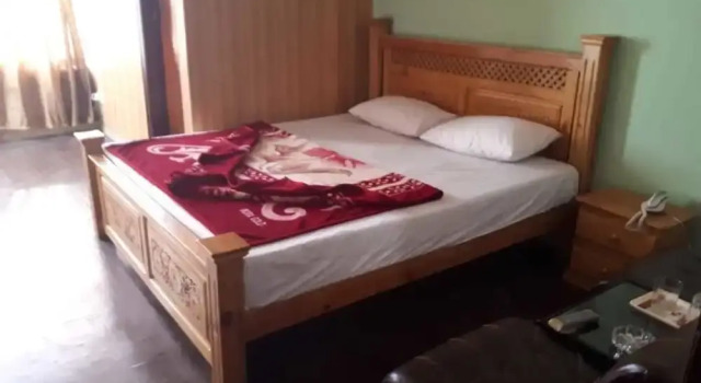 Rose Palace Hotel