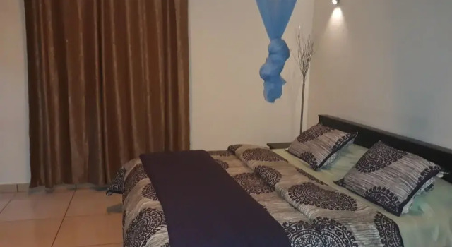 Atlantis Beach Hotel, Buchen Sie Hotel Monrovia Greater Monrovia