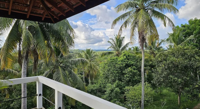 Peacock Point - Whole Villa 2 Bedroom (Sleeps 4)