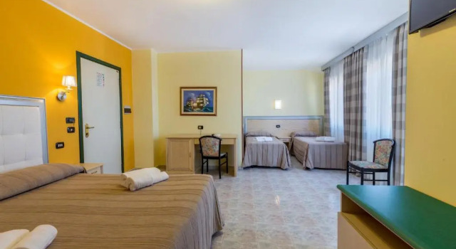Четырёхместный номер Superior Hotel Rosa dei Venti