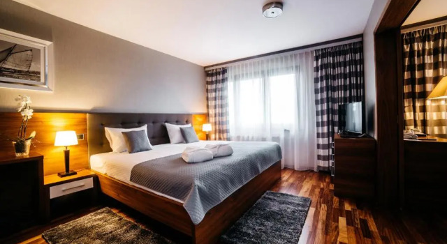 Апартаменты Omega Hotel