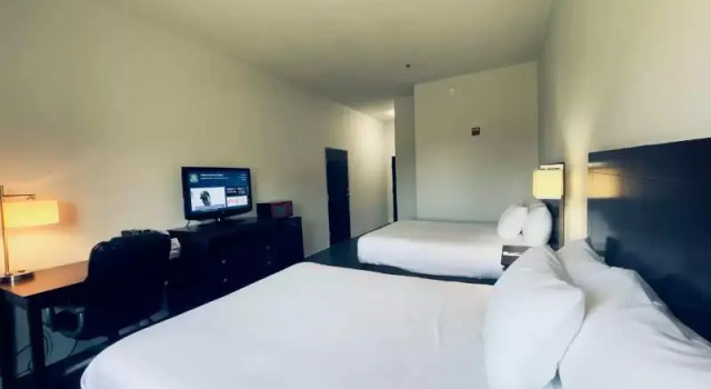 Четырёхместный номер Standard Quality Inn & Suites Kilgore-Longview