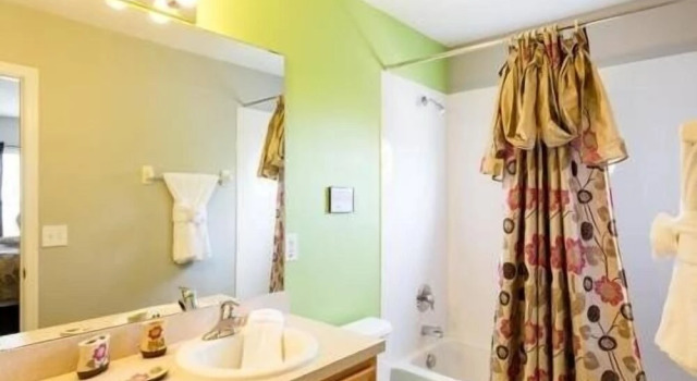 This 7 Bedroom Vacation Home Only Mins to Disney 7 Villa by Redawning, Забронировать Вилла Фор Корнерз штат Флорида