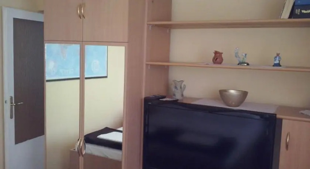Mali stan Apartment, Prenota Appartamento Splitska 