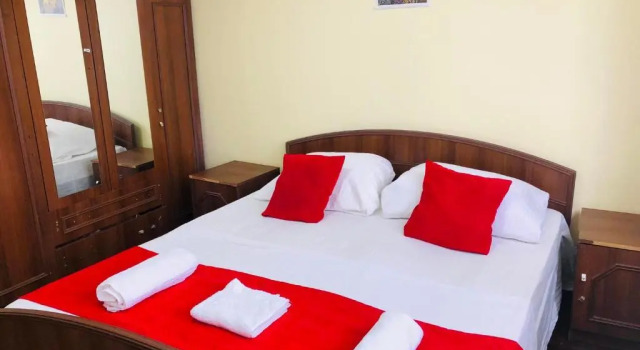 Kvartira u morja / Apartment by the sea, Book Apartment Batumi 