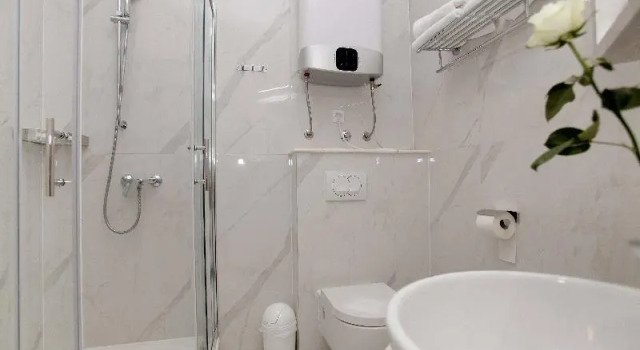 Трёхместный номер Standard с балконом Hotel Bellevue Trogir