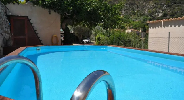 Can Valles, Book Apartment  