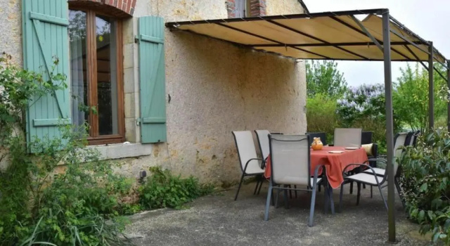 Charmante fermette au calme avec équipements modernes, proche vignobles et châteaux - FR-1-591-48, Забронировать Отель Жиру Indre