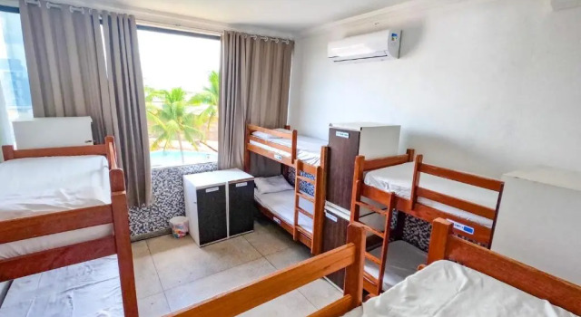 Кровать в общем номере Maraga Beach Hostel