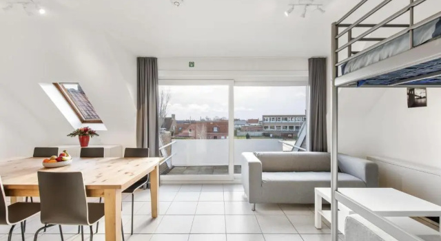 Excellent work stay apartment, Rezerwuj Apartament Hotele w Bruksela z parkingiem, Parking