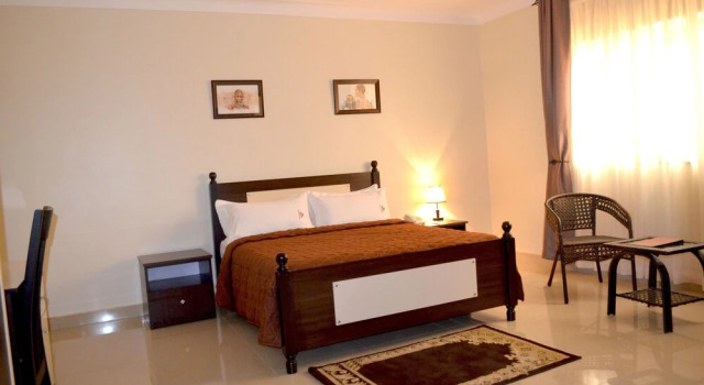 Deluxe double chambre avec balcon et Vue sur la ville Maries Royale Hotel