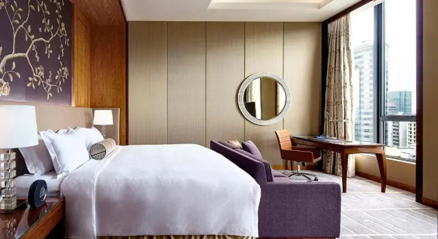 Двухместный номер Sky с видом на гавань The Royal Garden Tsim Sha Tsui