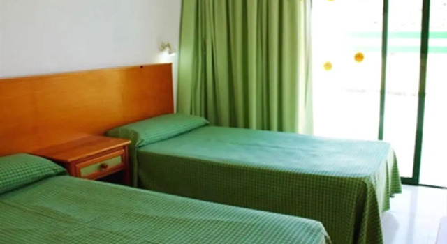 Malibu, Boek Hotel Mogán Gran Canaria