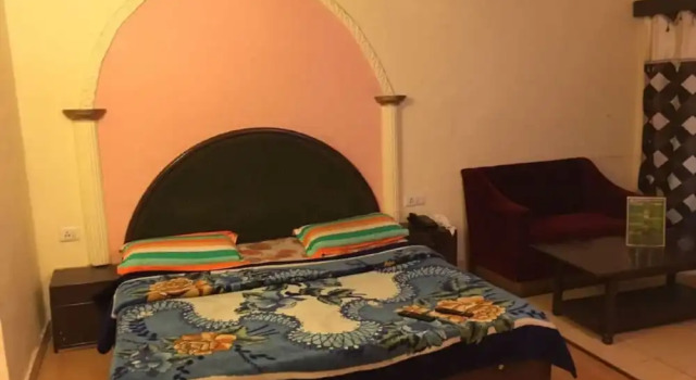 Goroomgo Hotel Jasmine Dalhousie, Забронировать Отель Отели штата Химачал-Прадеш с завтраком, Завтраки