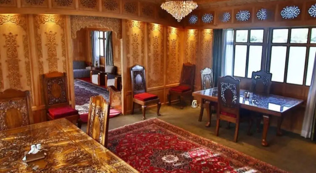 R. I. E. Heritage Group of  Houseboats Srinagar
